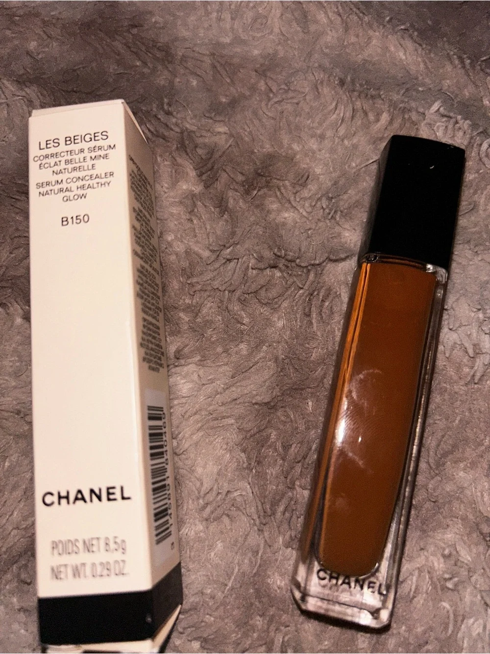 CHANEL Les Beiges Serum Concealer B150 Deep Beige Brown